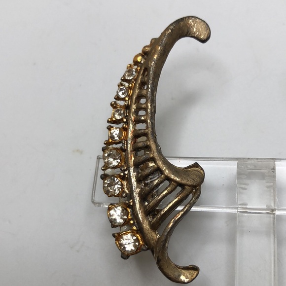 Crystal Crawler Antique Clip On Earrings - Picture 6 of 7